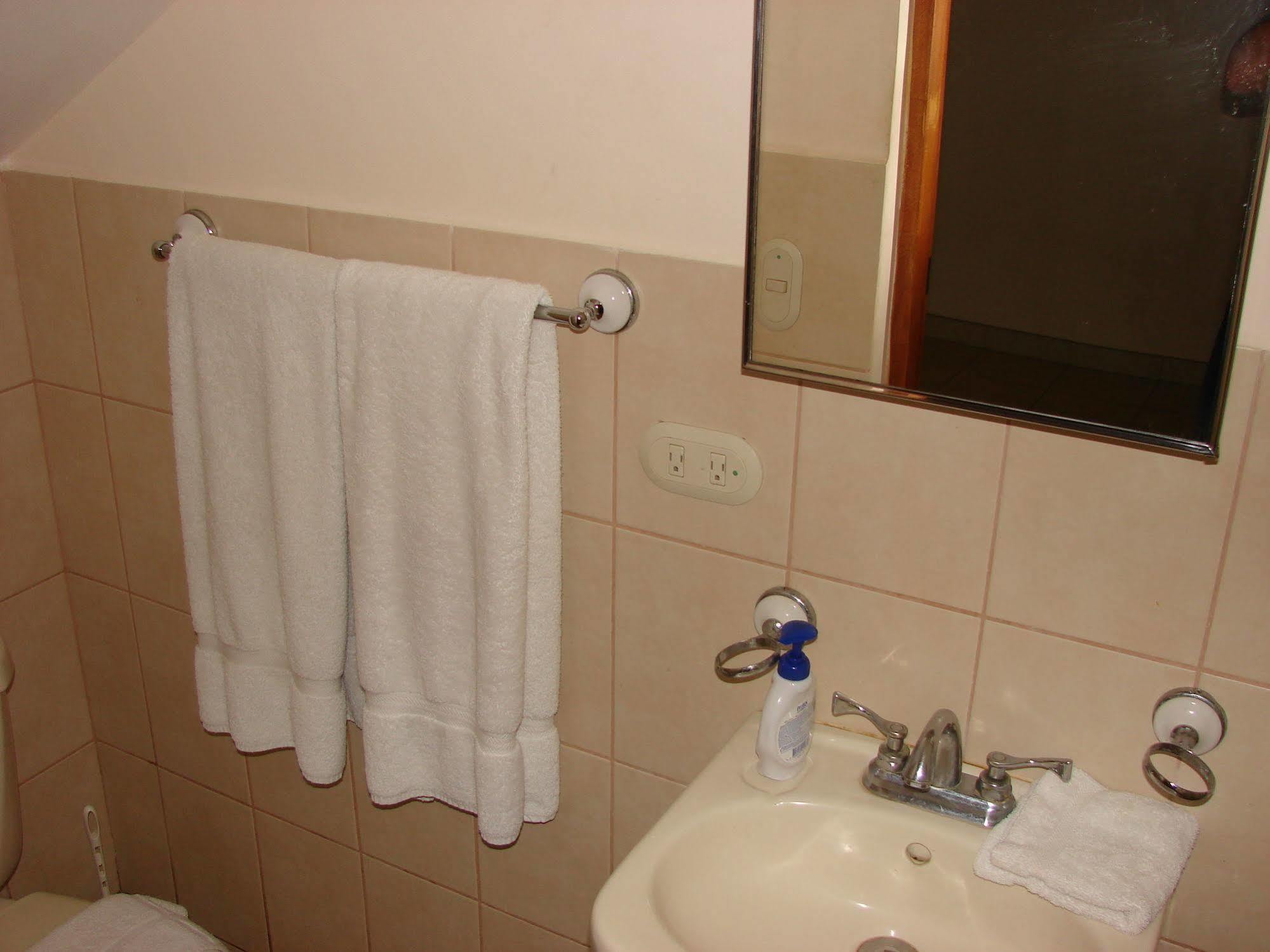 Villa Riviera 2 Bedroom Townhouse Playas del Coco Zewnętrze zdjęcie
